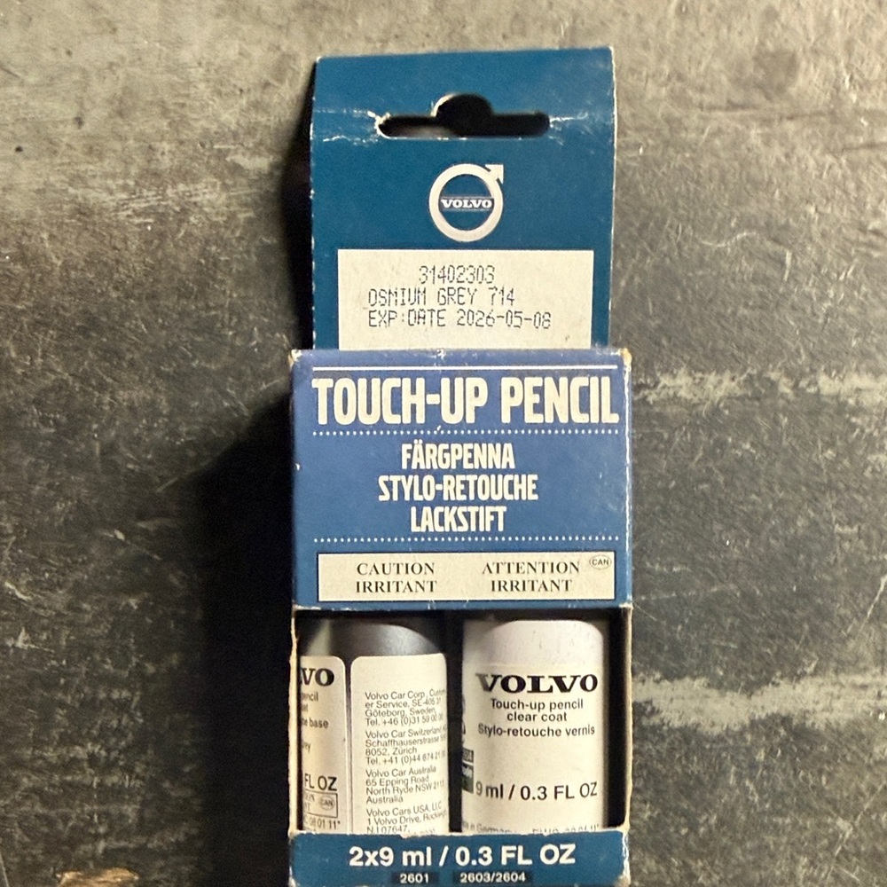 Volvo Touch-Up Pencil Set in Gray
